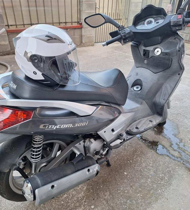 Maxiscuter SYM L300