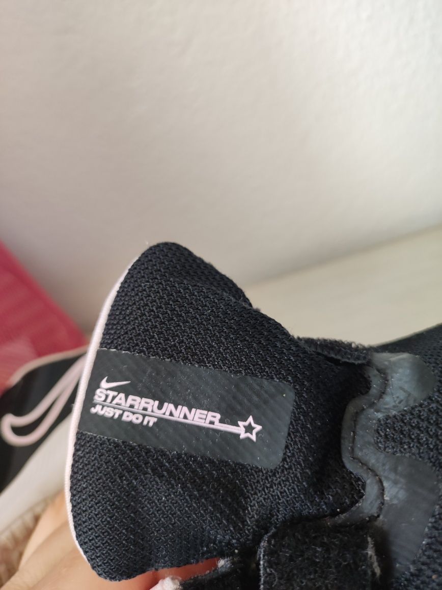 Маратонки Nike 23.5 13 см краче