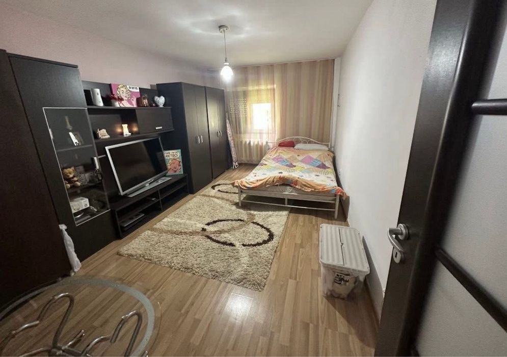 Apartament decomandat cugir