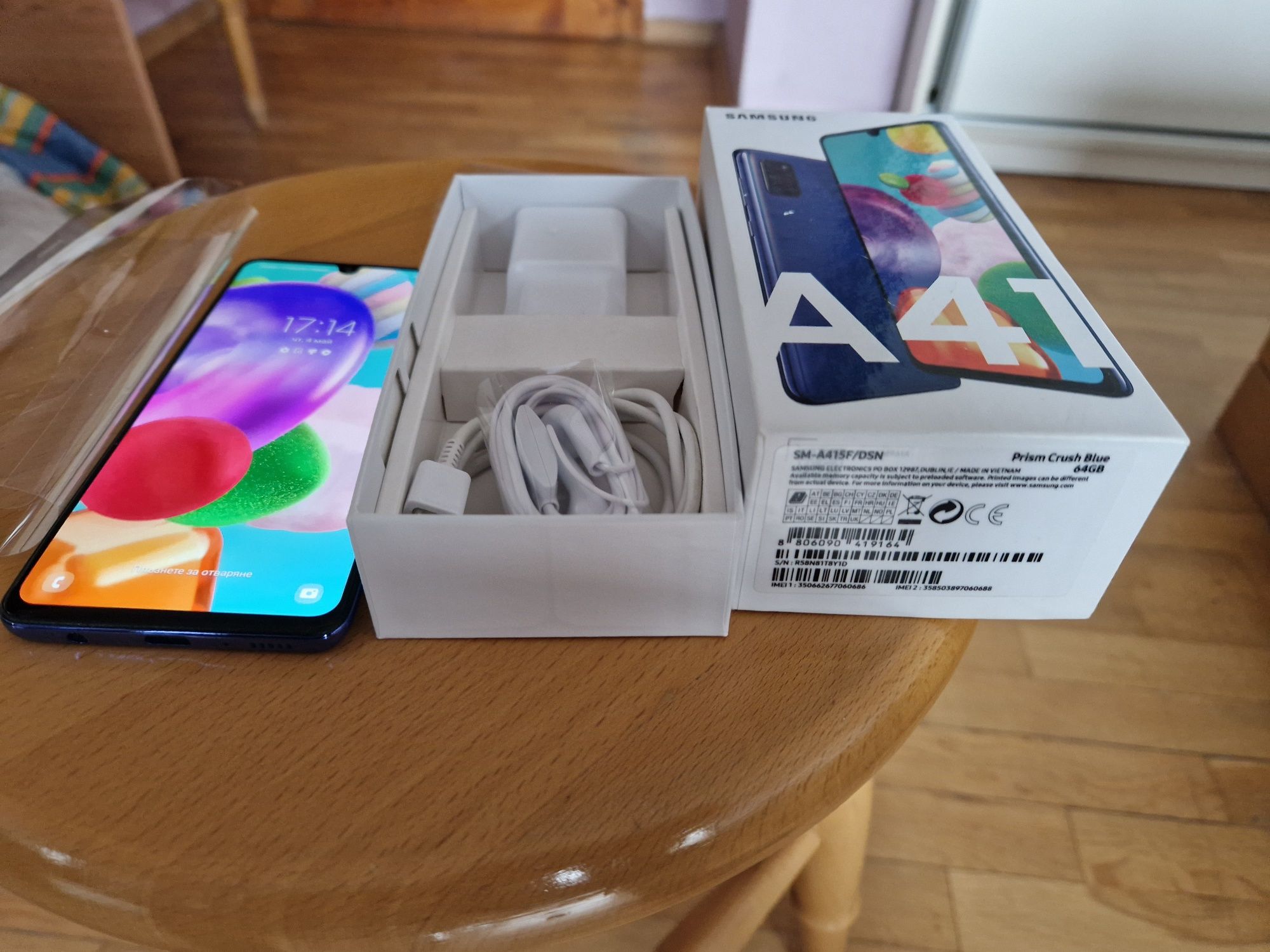 Samsung A41,  64GB,  Перфектен