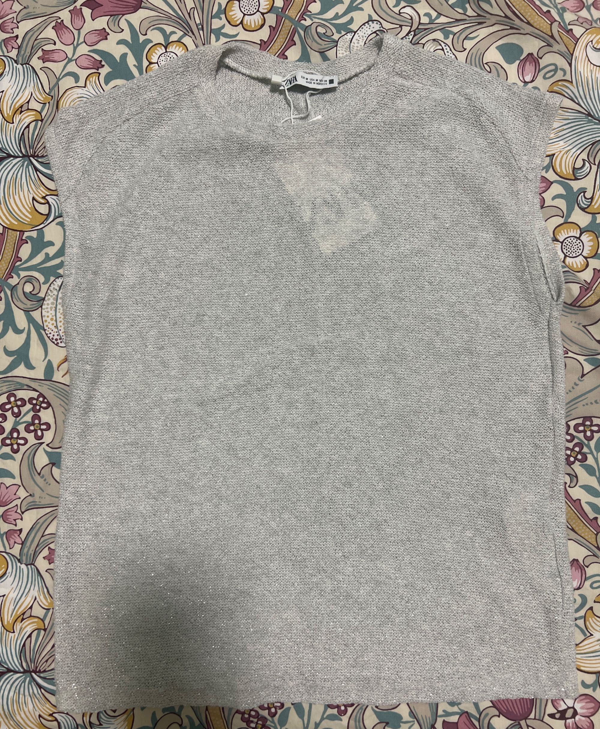 Нов потник на zara , size M