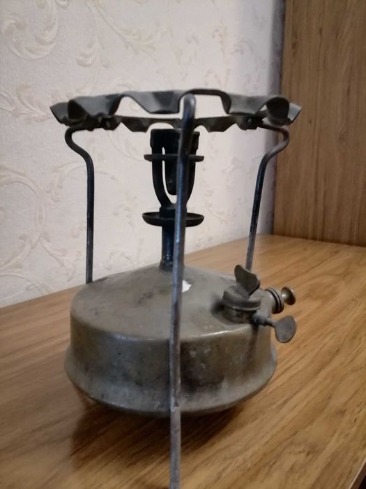 Продам старинный примус