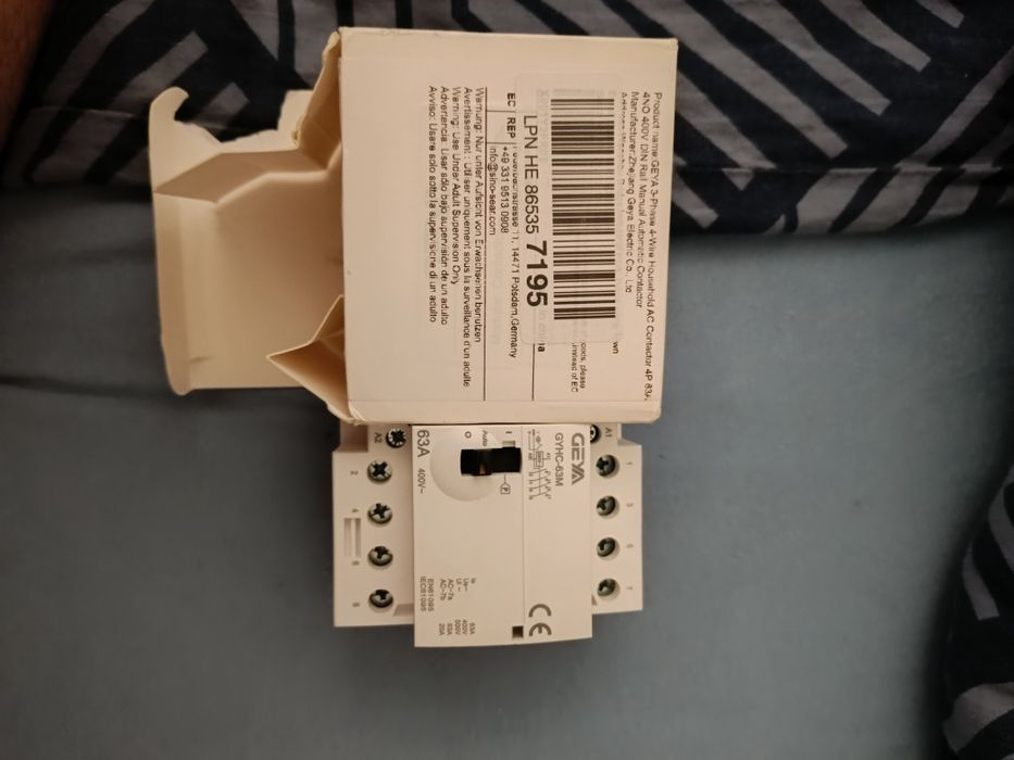 Contactor și relee smart