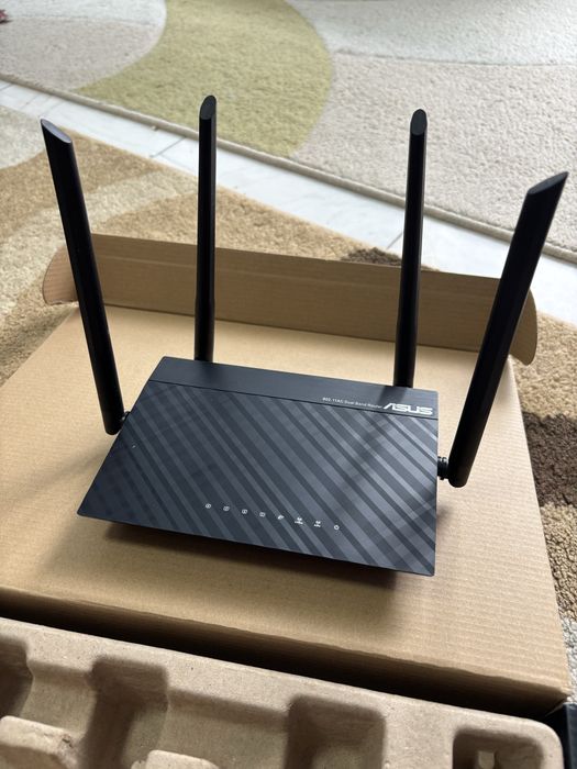 ASUS RT-AC51 AC750 Dual Band Wi-Fi Рутер