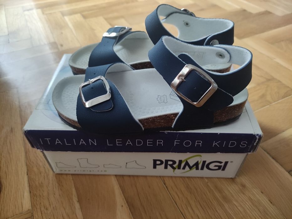 Нови сандали Primigi, номер 31