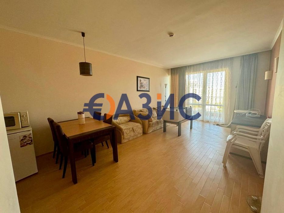 Продава се Двустаен апартамент в к.к. Слънчев бряг - 87 кв.м за 1080 €/кв.м - Снимка #1