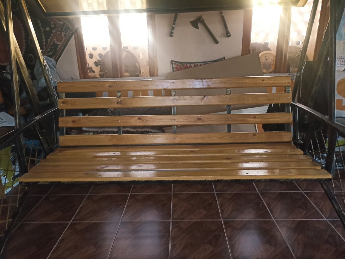 Продаётся железной качели новый