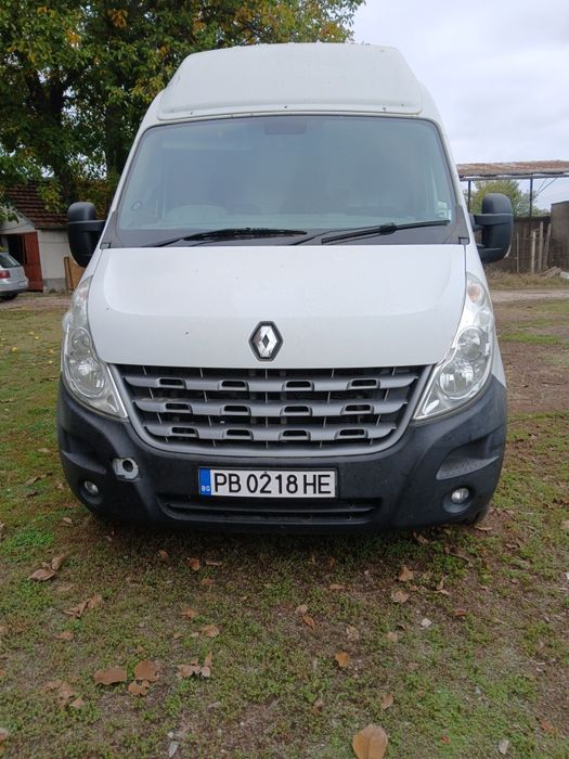 Продавам бус Renault Master! Перфектно състояние