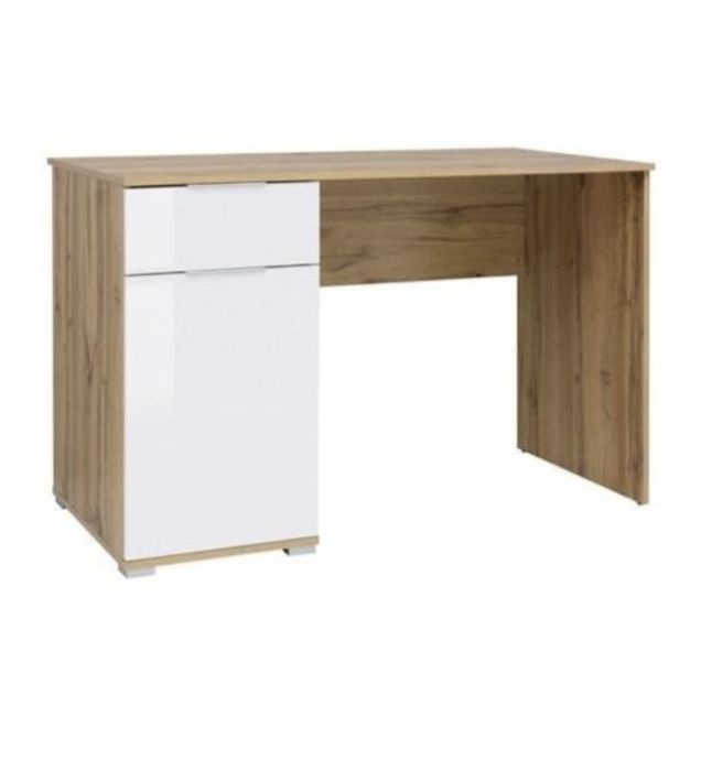 Рабочий письменный стол