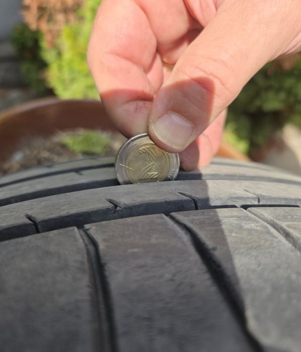 TOYO Proxes R51 A  215/45/18
