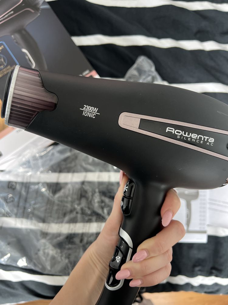 Сешоар Rowenta Premium Care Silence AC CV7920F0