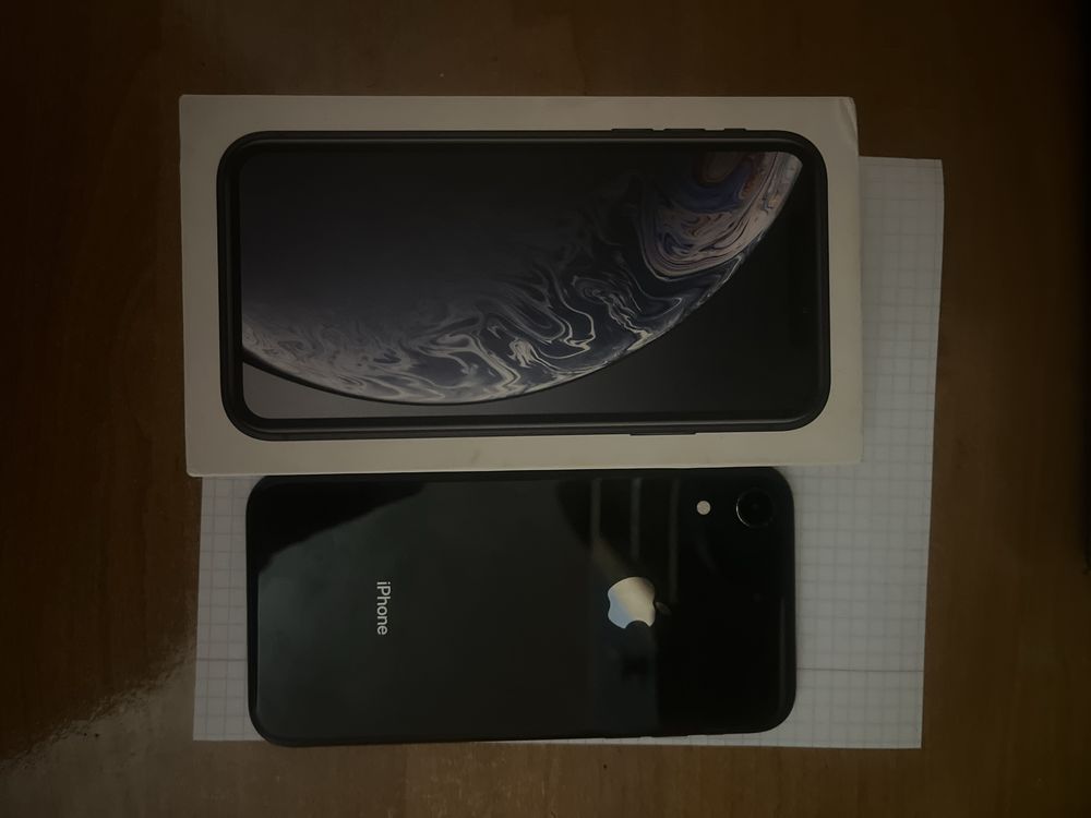 iPhone XR 64gb ideal