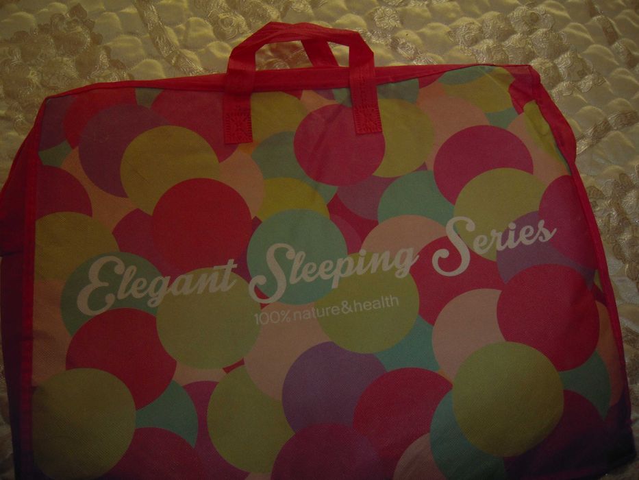 Стёганое покрывало Elegant Sleeping Series + 2 наволочки.