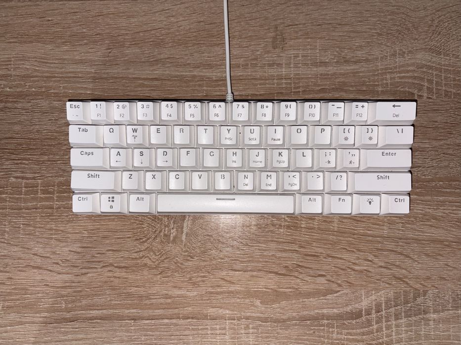 Продам Механическую клавиатуры 61клавиш