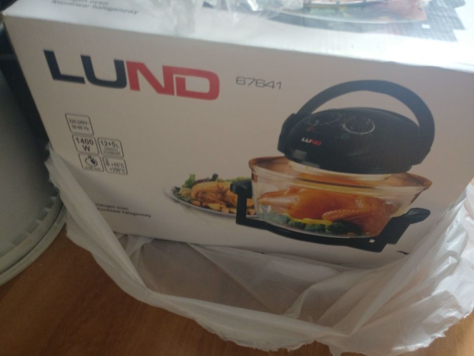 Vând multicookar și friteuza