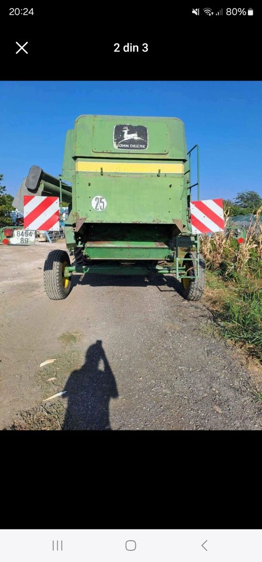 Combina John Deere 1075