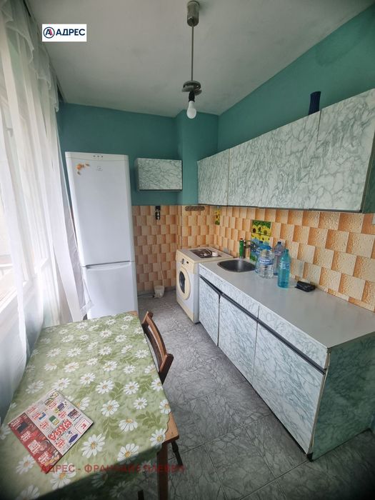 Дава се под наем Двустаен апартамент в Плевен, Сторгозия - 60 кв.м за 255 € - Снимка #2