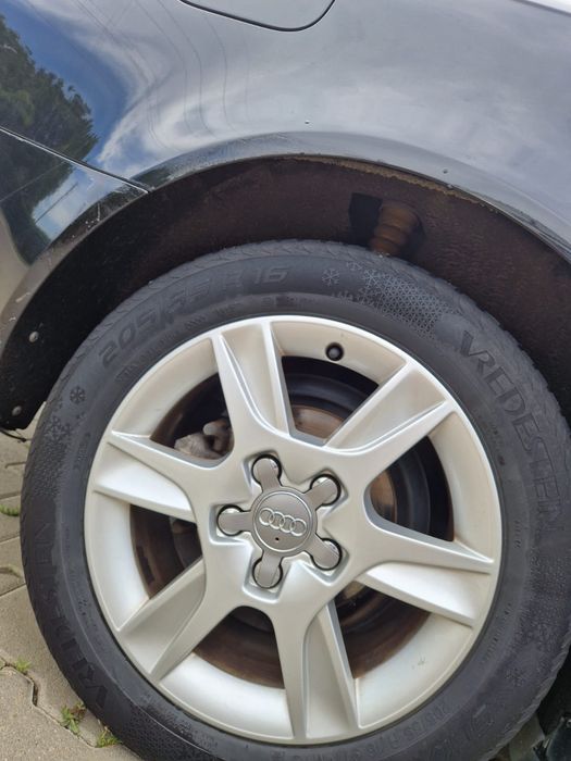Audi A4 B7 an 2007 2.0 TDI