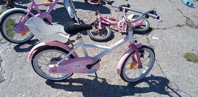 Vand biciclete de copii