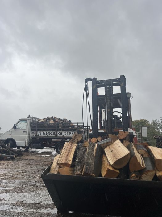 Дърва за огрев и дървен материал
