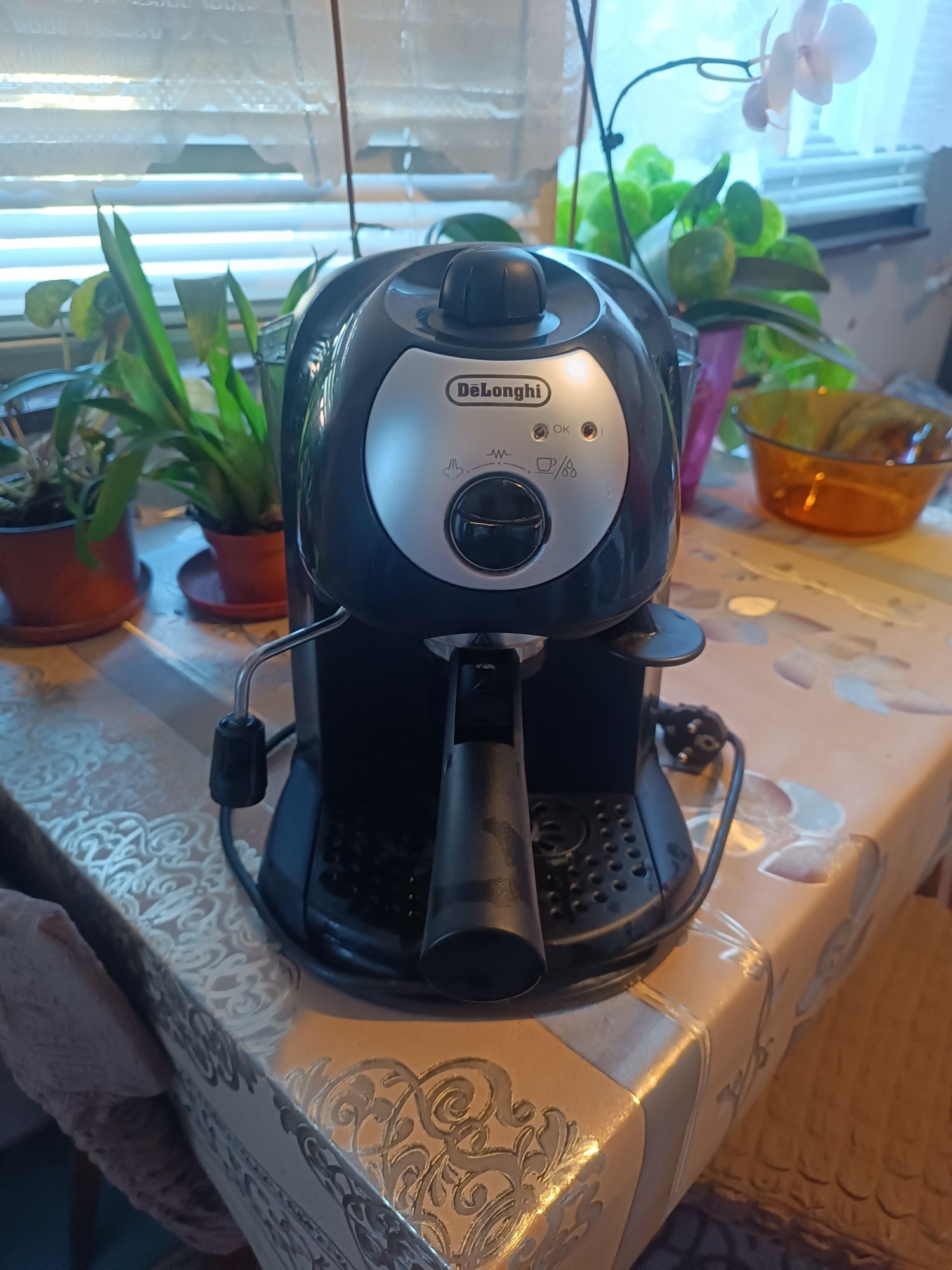 Кафемашина DeLonghi 15 bar, 1100 W