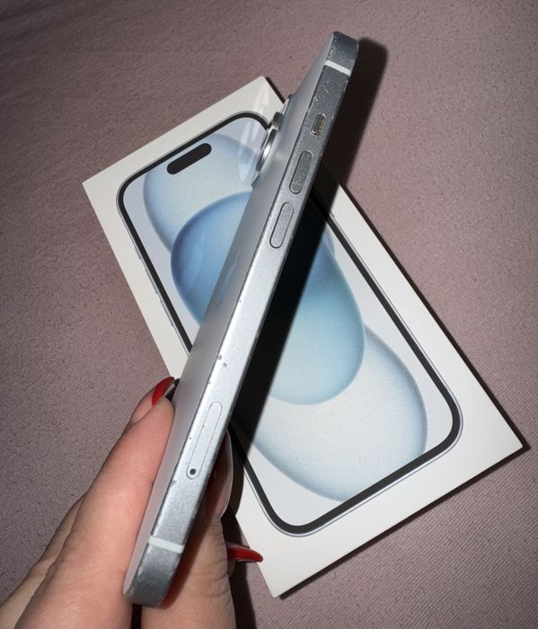 Продава се iphone 15 128гб
