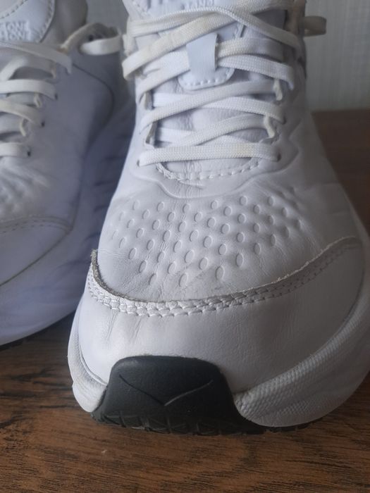 HOKA BONDI Sr маратонки 39 номер.