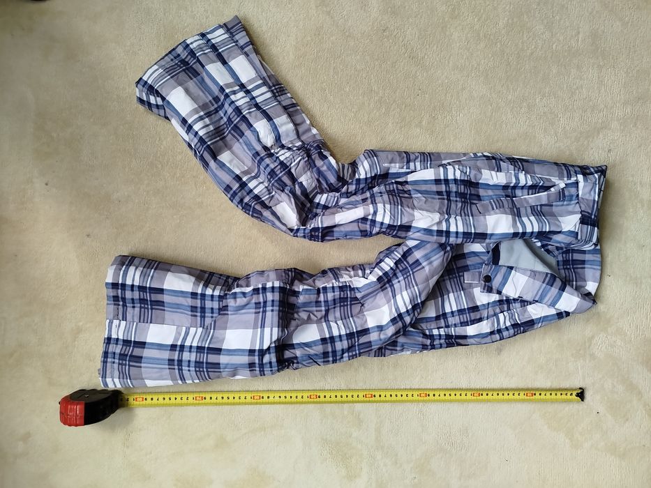 ски, сноуборд панталони от 134 до 152см.