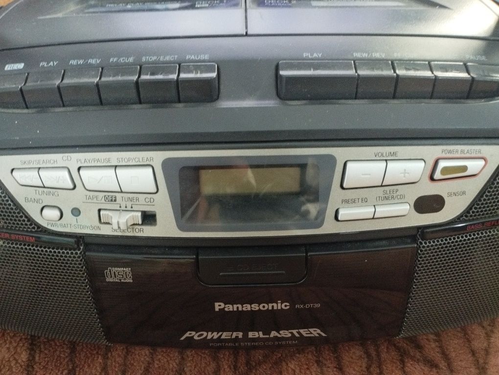 Radiocasetofon Panasonic RX-DT39