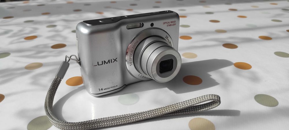Panasonic LS5 Lumix
