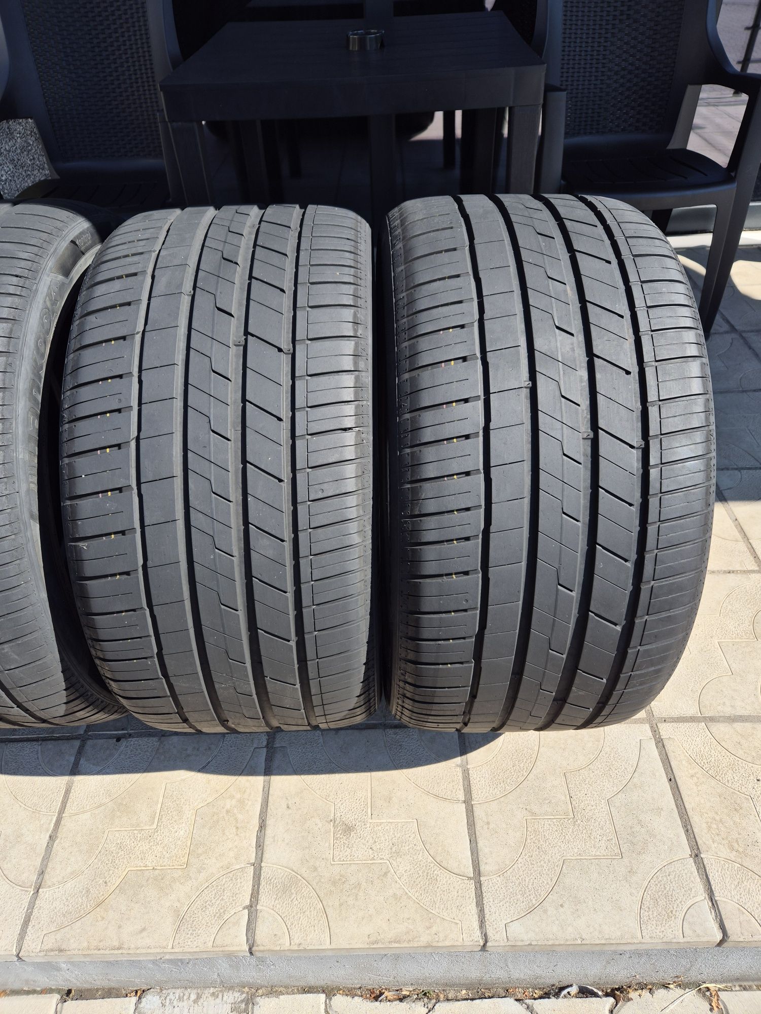 Летни гуми Спорт Пакет 285/40/21/315/35/21 Цола HANKOOK
