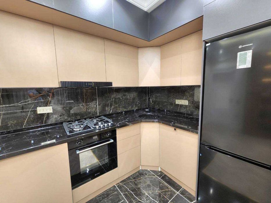 СРОЧНО! НОВОСТРОЙКА 2ком кв на Ц1 рядом с ЦУМ Бибигон Ц2 АЛАЙСКИЙ ID01