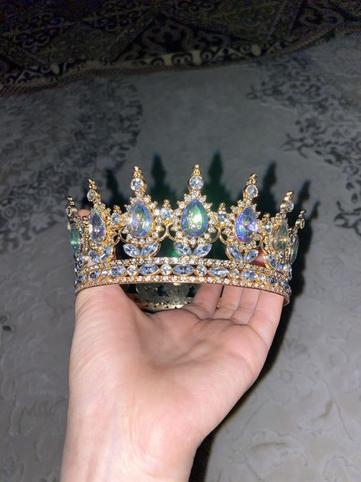 Диадема доя украшения торта