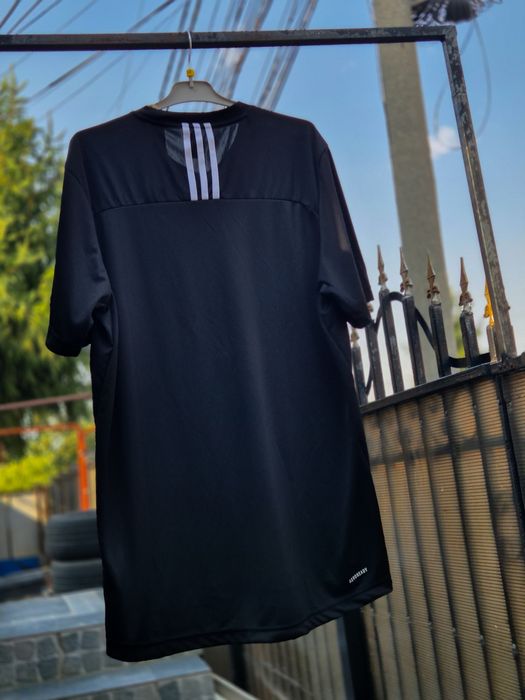 Tricou sport Adidas XL nou