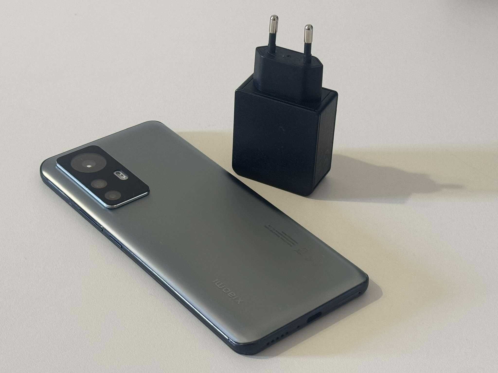Бартер! Xiaomi 12T Silver (Сив)