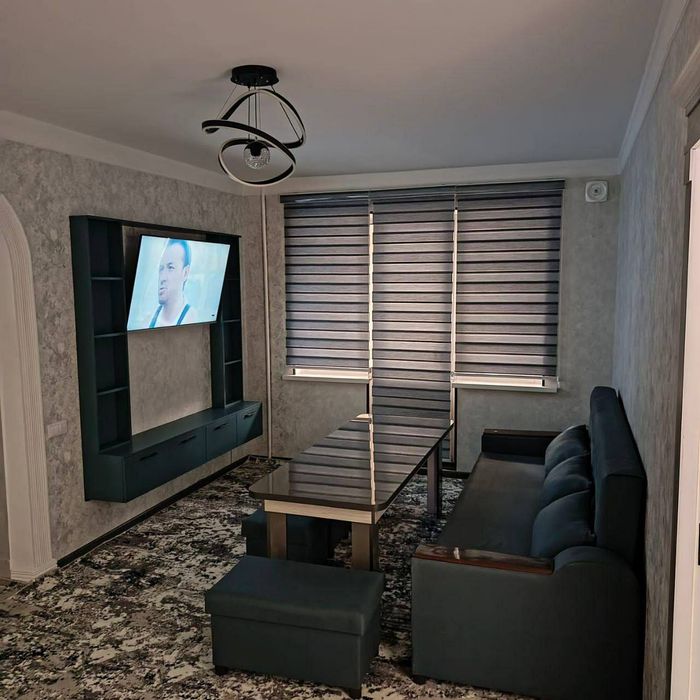 Chorsu bozori yonida