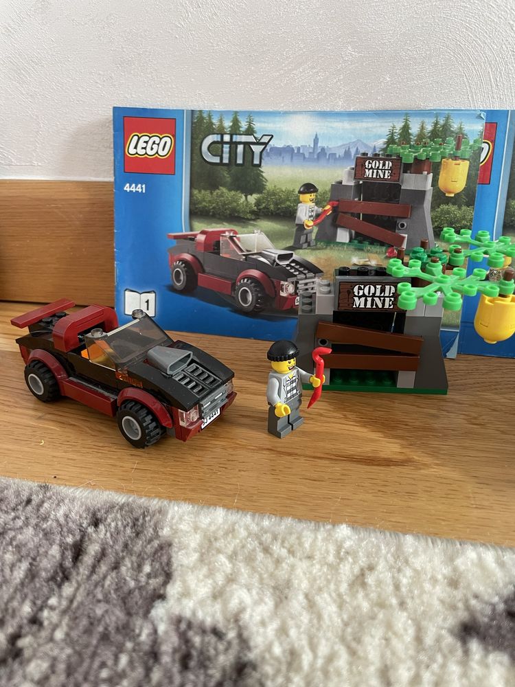 Lego CITY 4441 Dubă de Poliție cu Câini