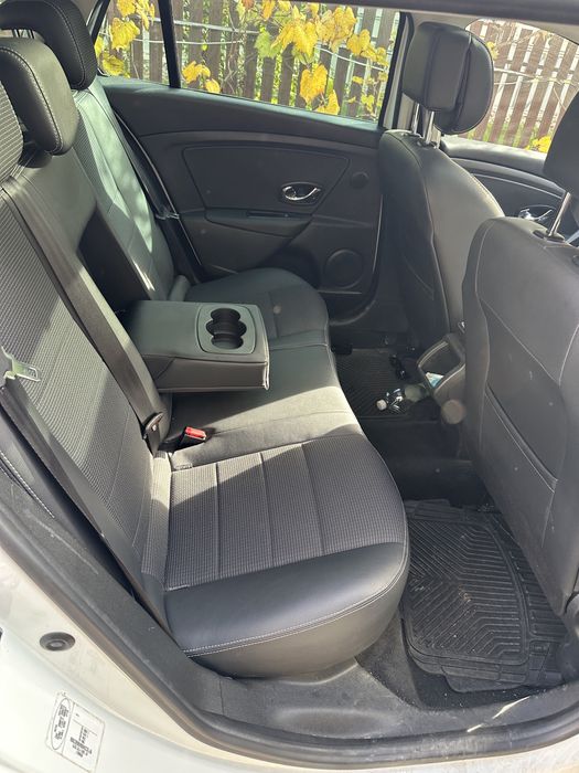 Renault Megane 3 GT line, 2013 . 5700 €- negociabil• 1.5 Dci- 110 cp•