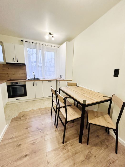 Apartament de inchiriat 3 camere zona centrala