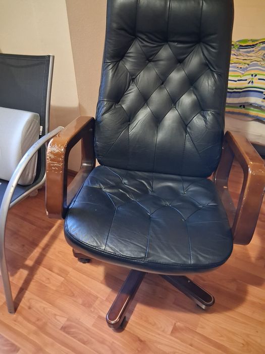 Scaun de birou din piele