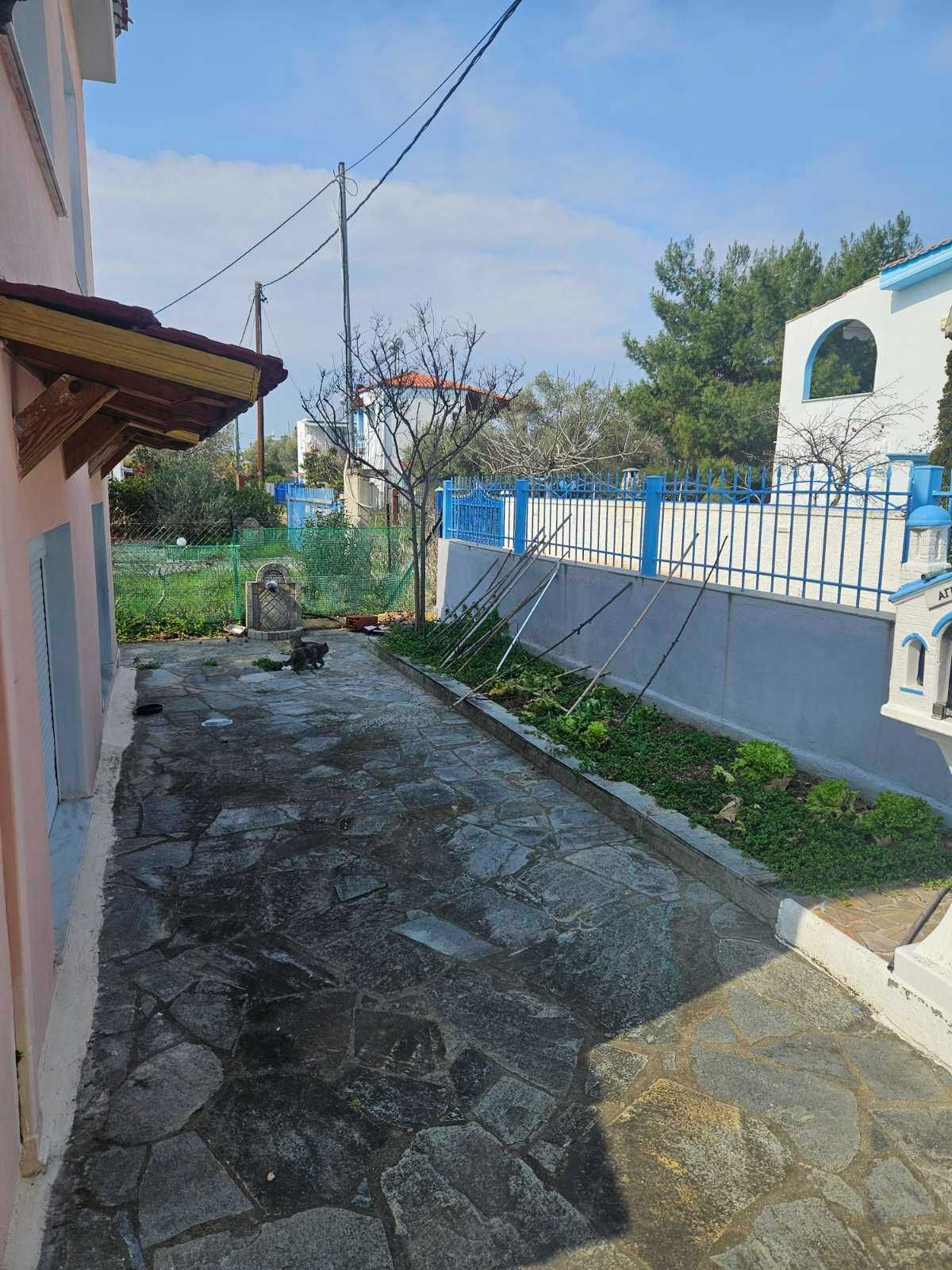 Къща на два етажа в Паралия Офринио, Гърция