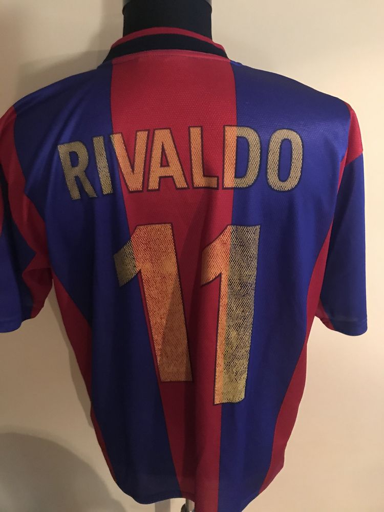 Tricou Rivaldo + Sapca Barcelona , autentice