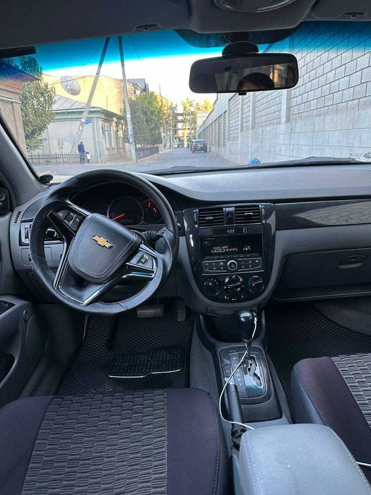Lacetti 1.8 Gentra qilingan avtomat