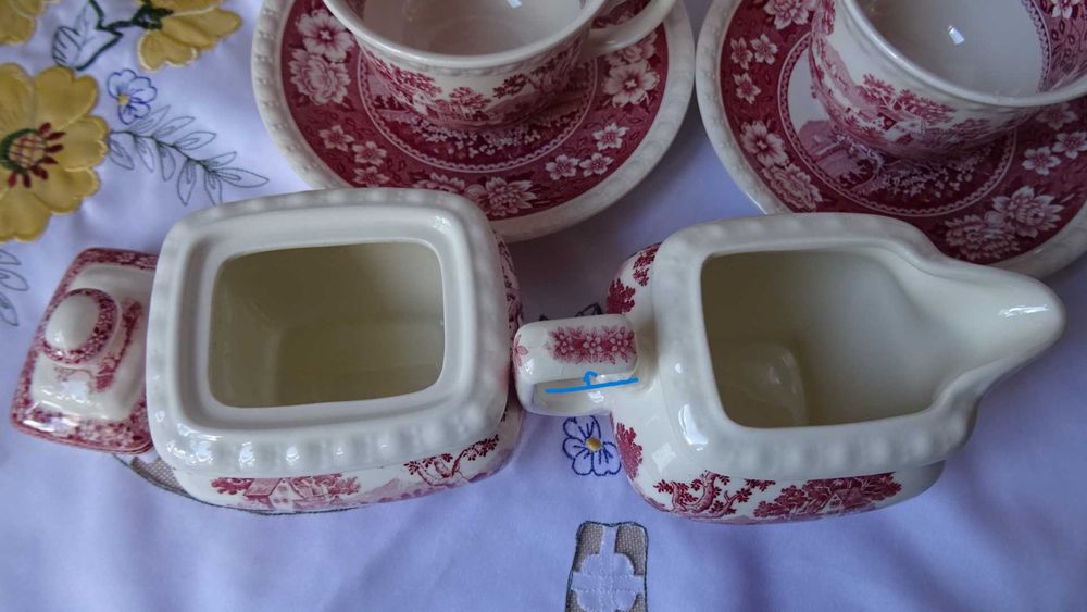 Винтидж Villeroy & Boch,  декор Rusticana със забележки.