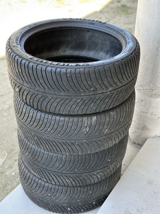 Caucucuri michelin pilot alpin 5 iarna 255 40 20