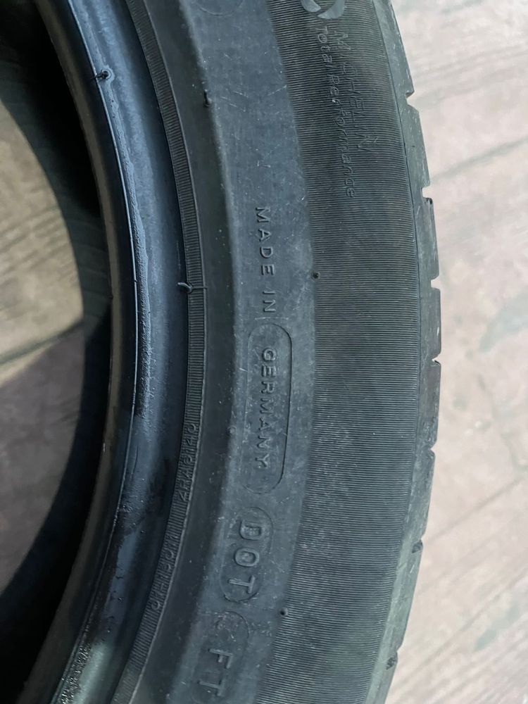 Anvelope Vara Michelin Pilot Sport 4 - 215/55 R17 dot 2021