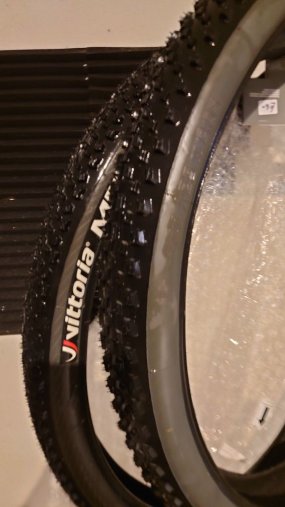Vittoria Barzo 29x 2.35