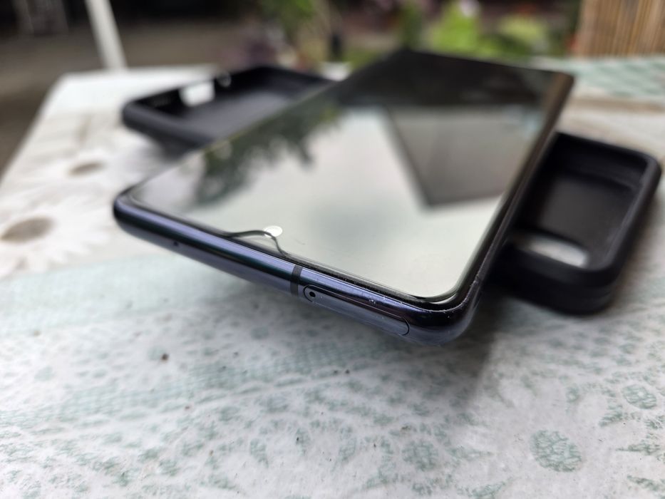 Samsung Galaxy S20 FE 5G blue navy