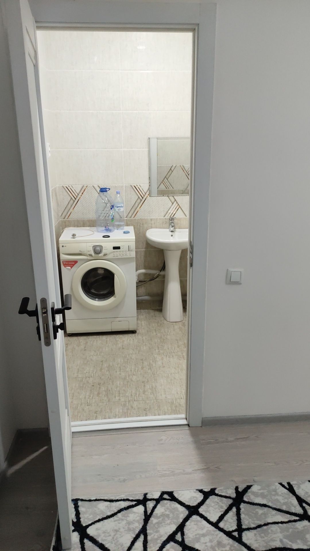 Ijaraga uy 2 xonali Vodnik musaffo maskan