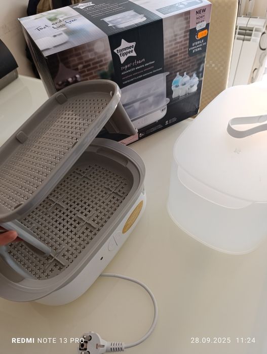 TOMMEE TIPPEE Електрически парен стерилизатор ADVANCED